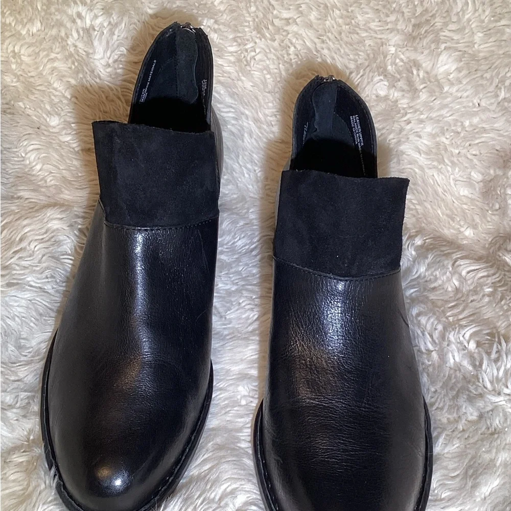Born Karava women’s black leather ankle boots size 10